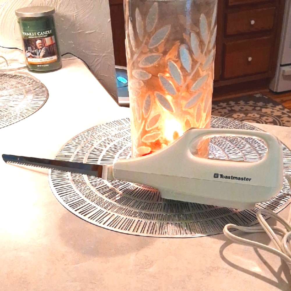 Vintage Electric Carving Kife.